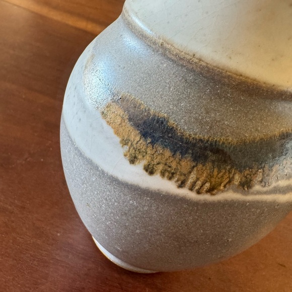 Beautiful hand thrown porcelain vase, beautiful glaze, signed with Ao mark - Picture 4 of 7